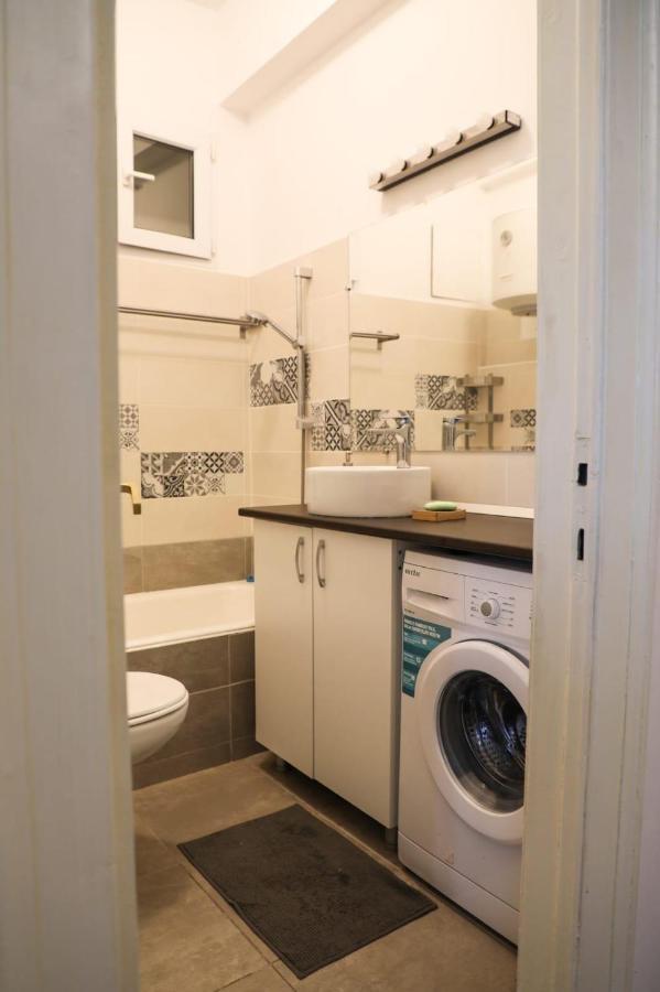 Ultracentral Cozy Apartment Near Old Town Bucharest Luaran gambar